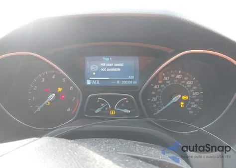 2012 Ford Focus Se z USA, uszkodzony, nr VIN 1FAHP3K2XCL351716